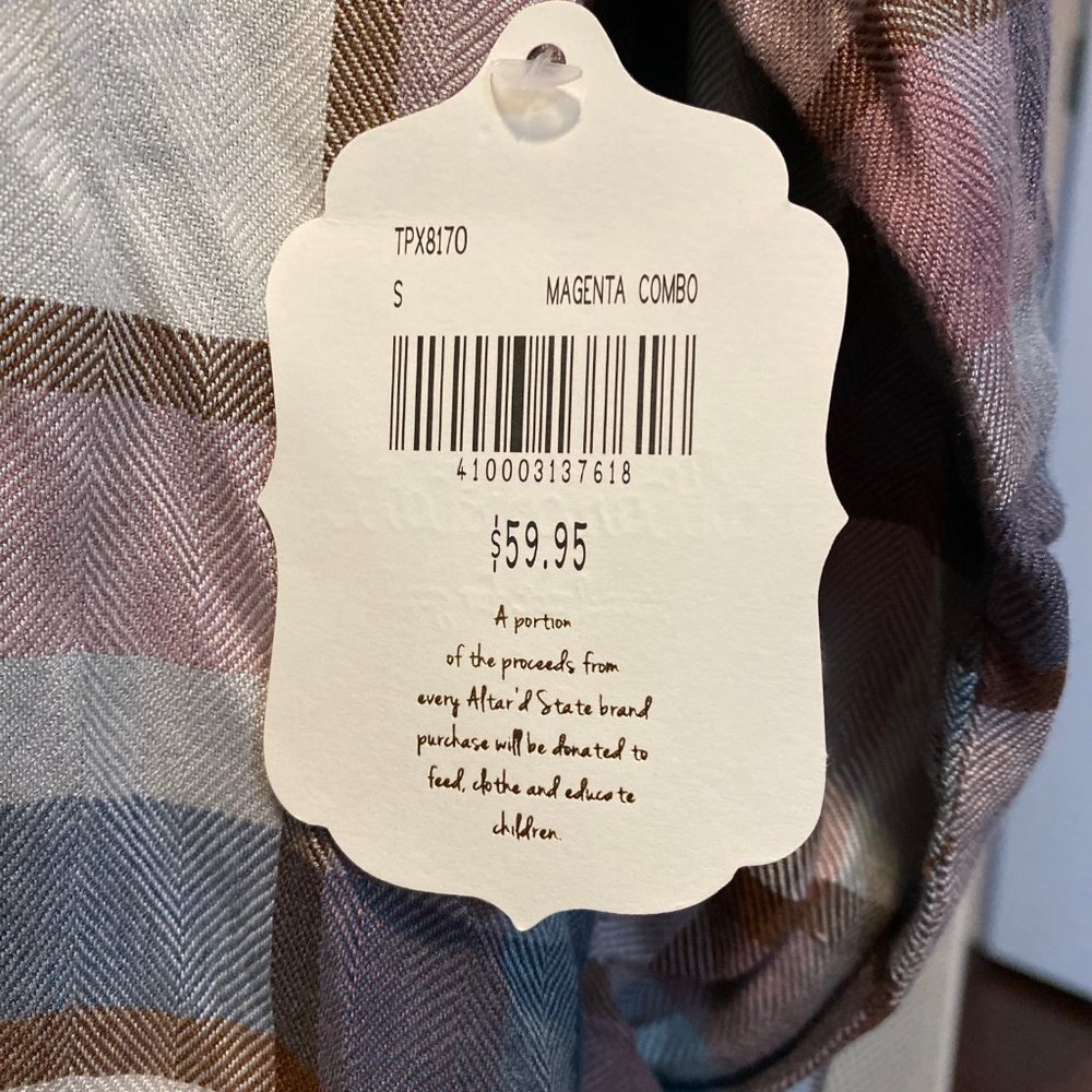 Flirty Fall Flannel - Picture 2 of 2